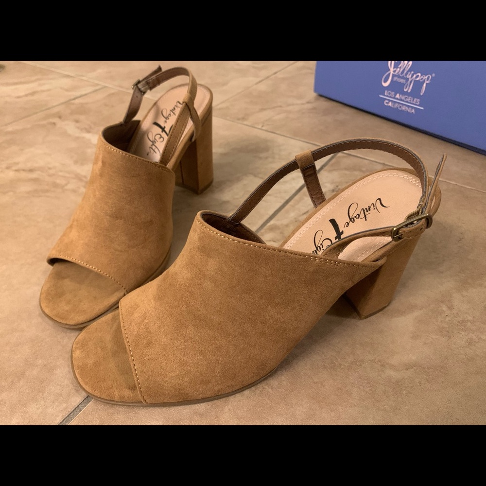 Chic Nude Heels